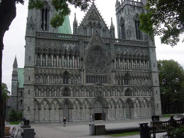 trondheimcathedral.jpg