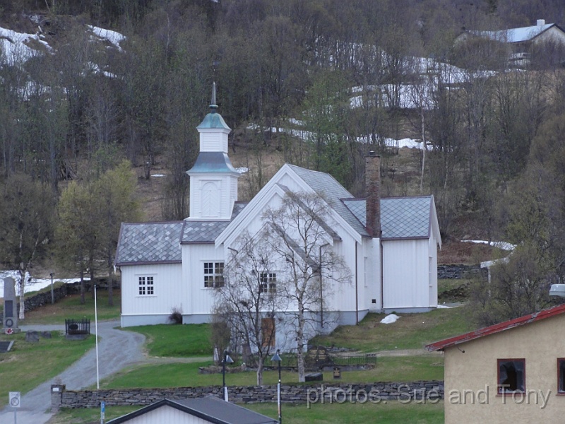 day5_Tromso_18.jpg - Skjervoy  church