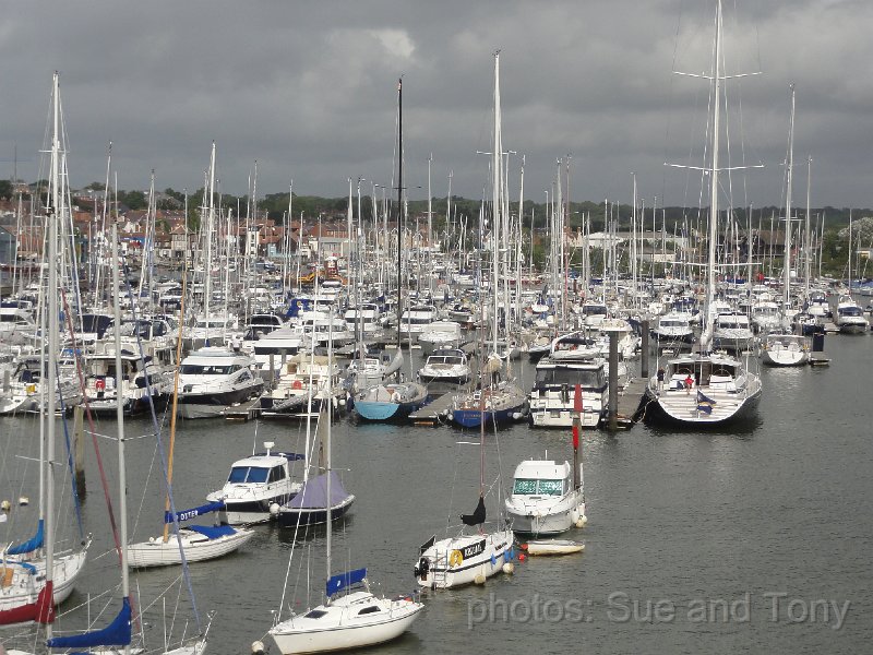 DSC05596.jpg -                                passing Lymington marina